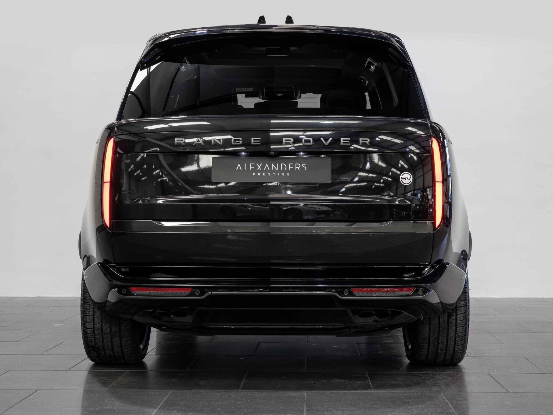 An exterior shot of the rear on a 2023 Land Rover RANGE ROVER