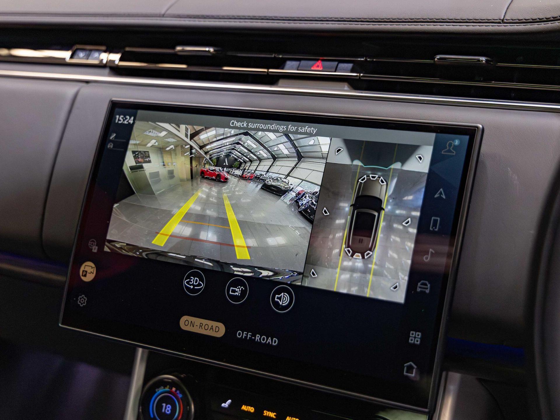 An interior shot of the infotainment system on a 2023 Land Rover RANGE ROVER
