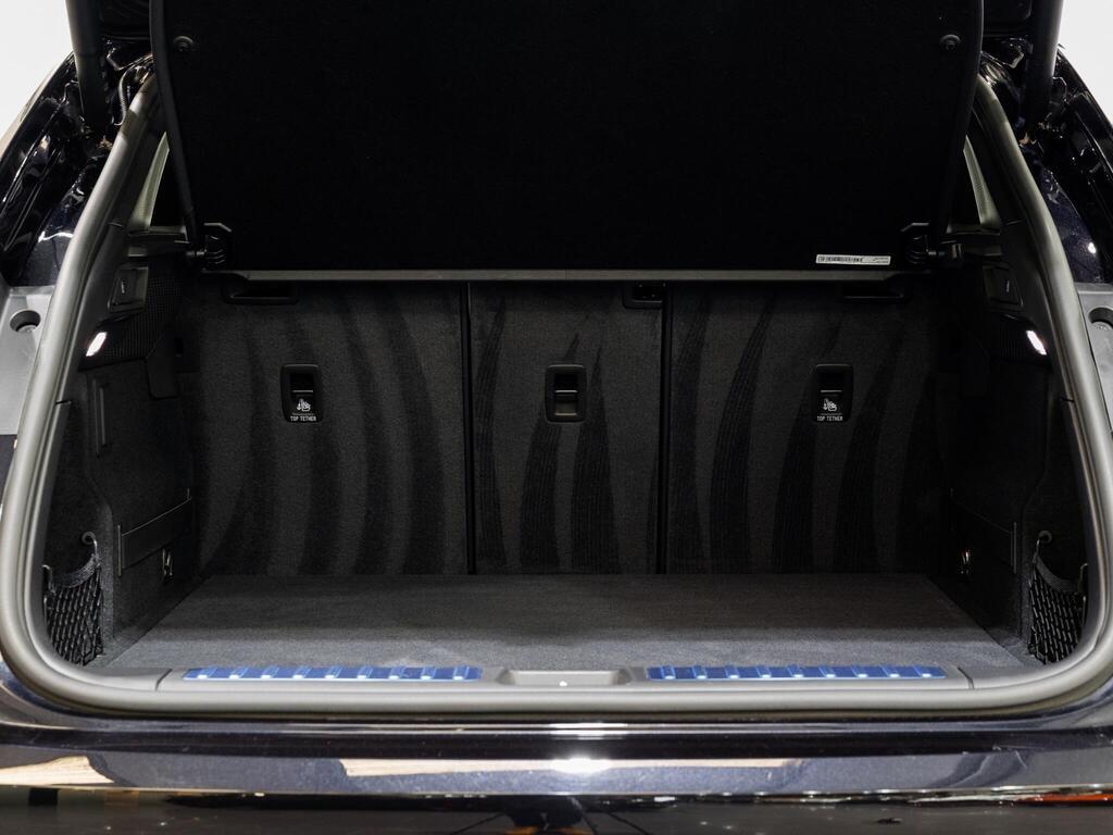 An interior shot of the boot on a 2025 Porsche Macan