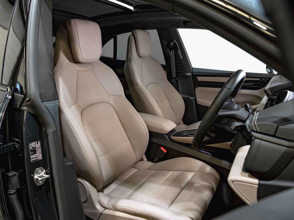 An interior shot of the driver seat on a 2024 Porsche Macan