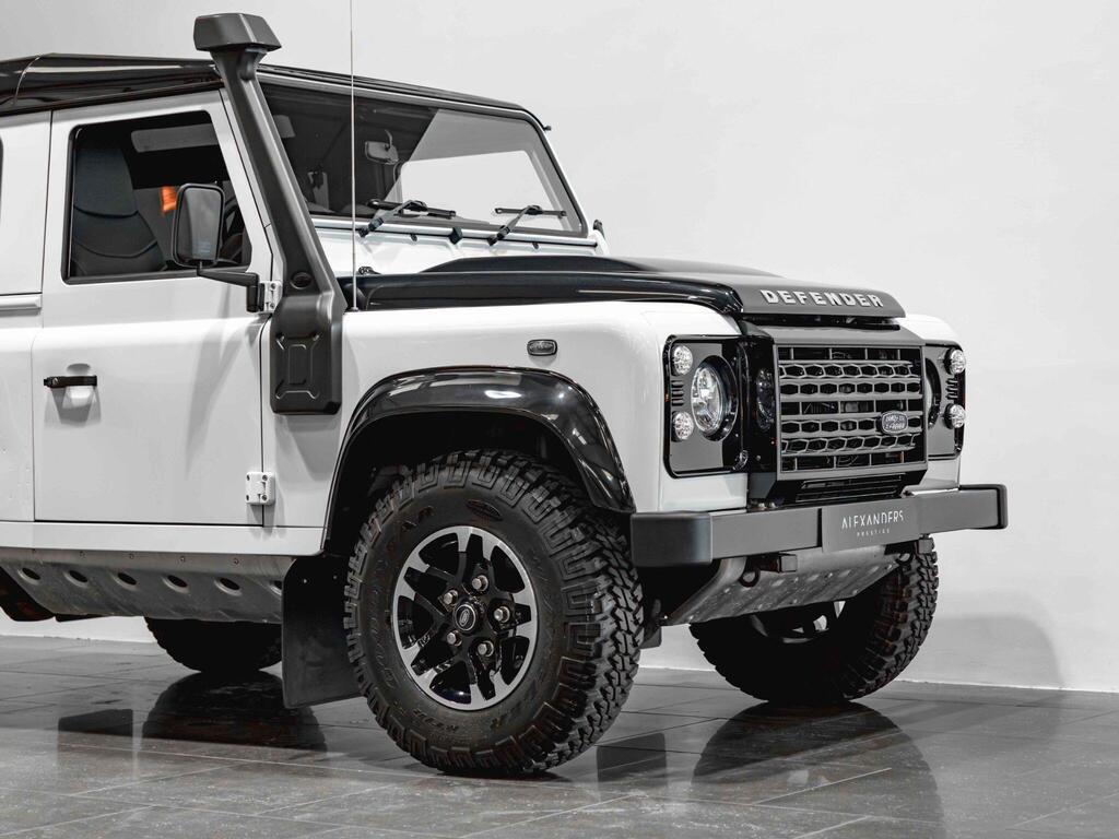An exterior shot of the front right on a 2016 Land Rover Defender 90