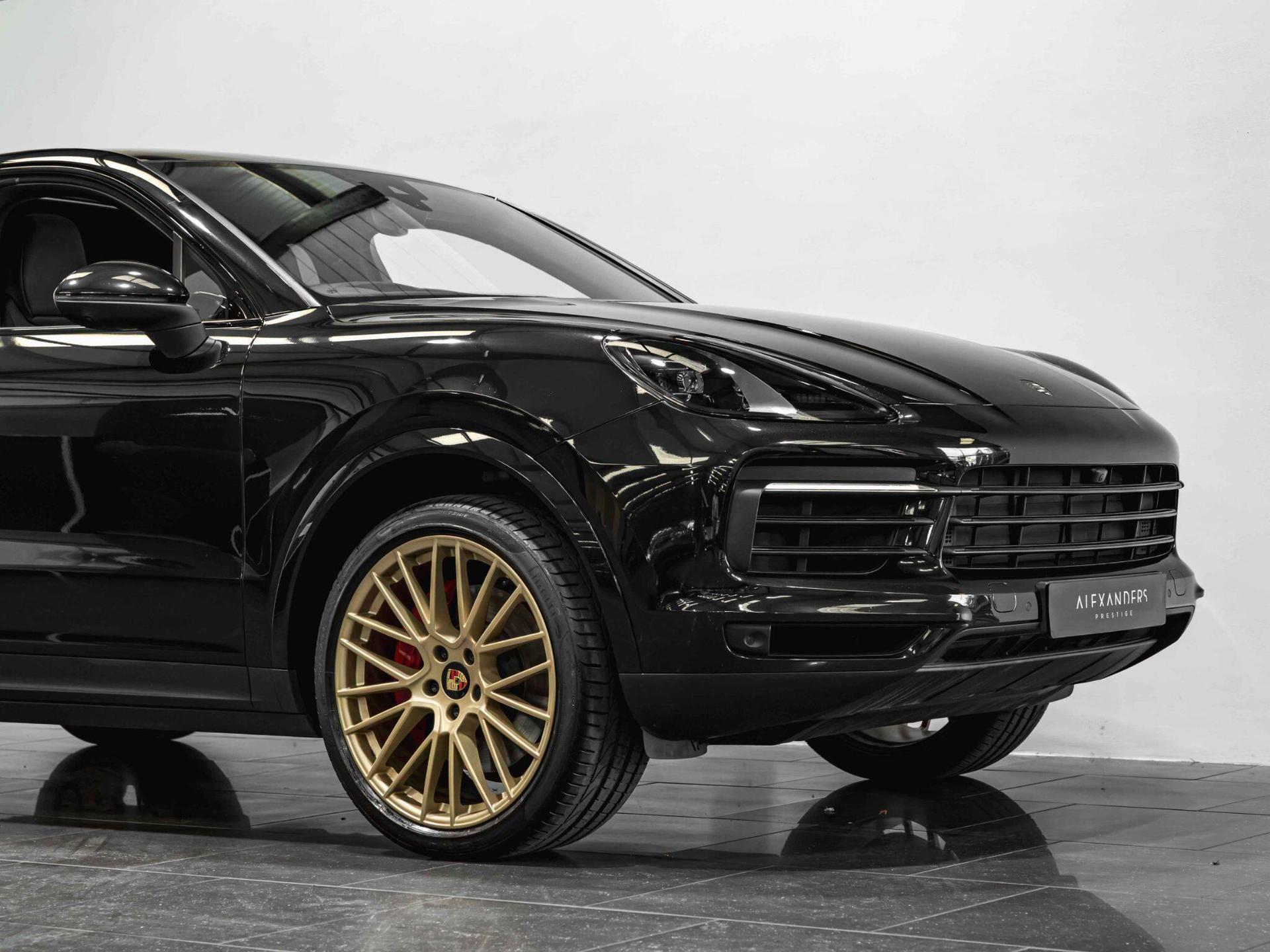 An exterior shot of the front right on a 2019 Porsche Cayenne