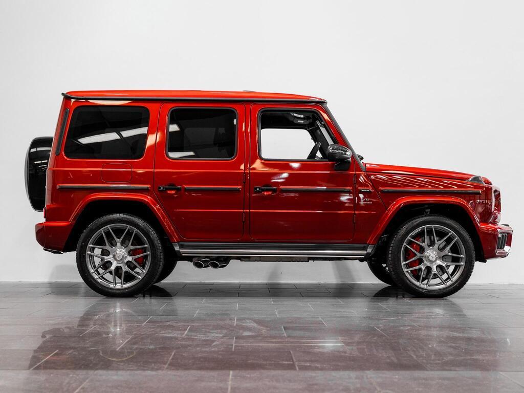 An exterior shot of the side right on a 2026 Mercedes-Benz G Class