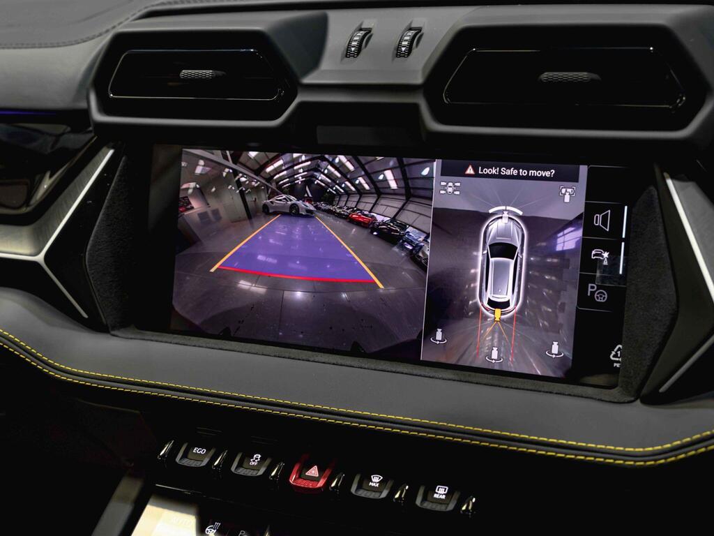 An interior shot of the infotainment system on a 2025 Lamborghini Urus