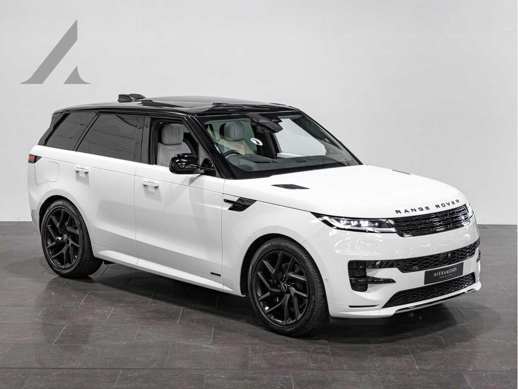 An exterior shot of the front right on a 2023 Land Rover RANGE ROVER SPORT
