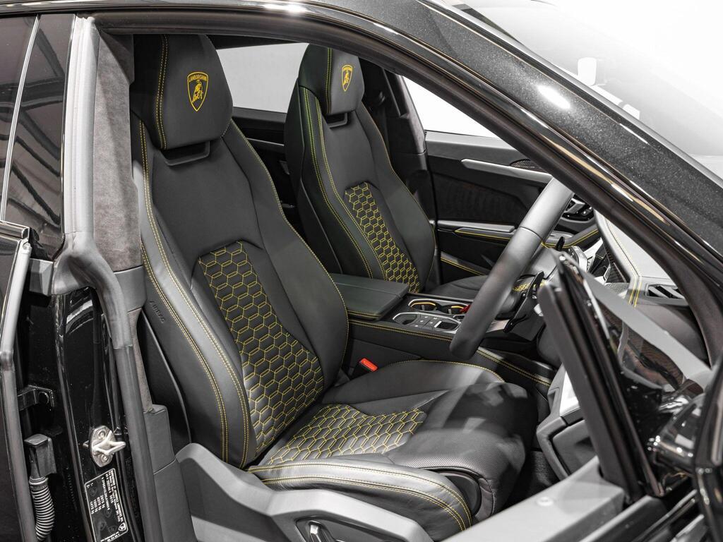 An interior shot of the driver seat on a 2022 Lamborghini Urus