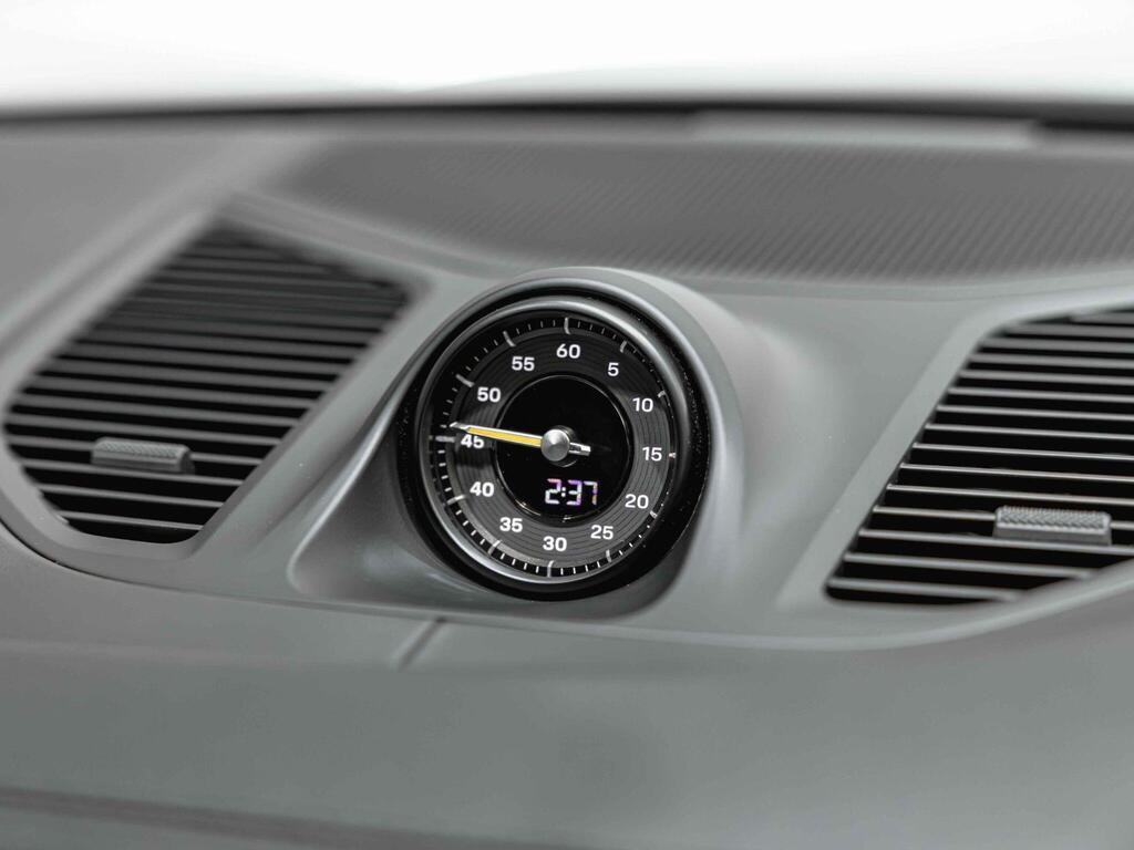 An interior shot of the misc controls on a 2024 Porsche Cayenne