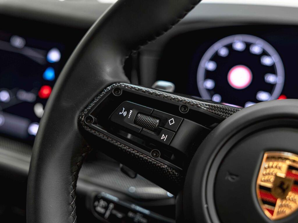 An interior shot of the misc controls on a 2024 Porsche Cayenne
