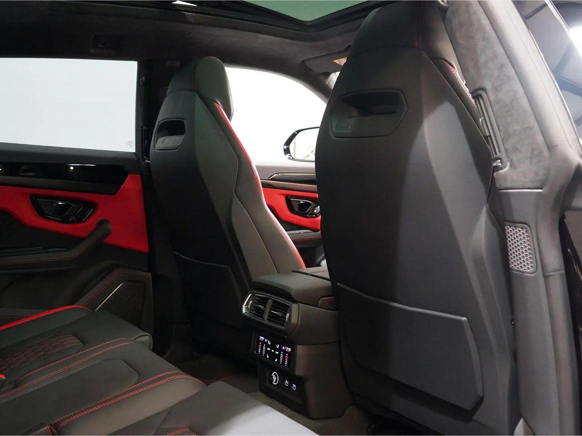 An interior shot of the seats rear on a 2023 Lamborghini Urus
