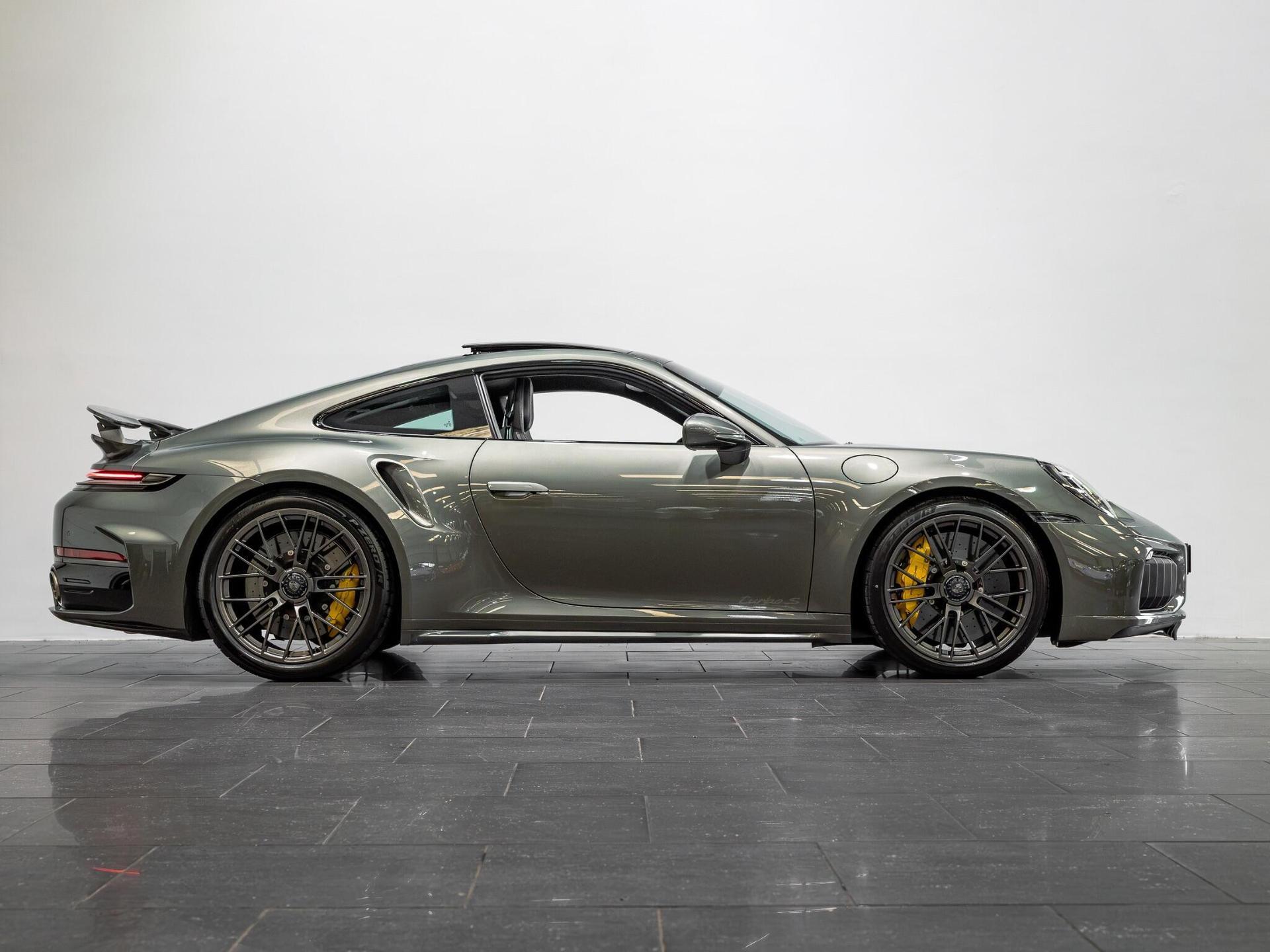 An exterior shot of the side right on a 2026 Porsche 911