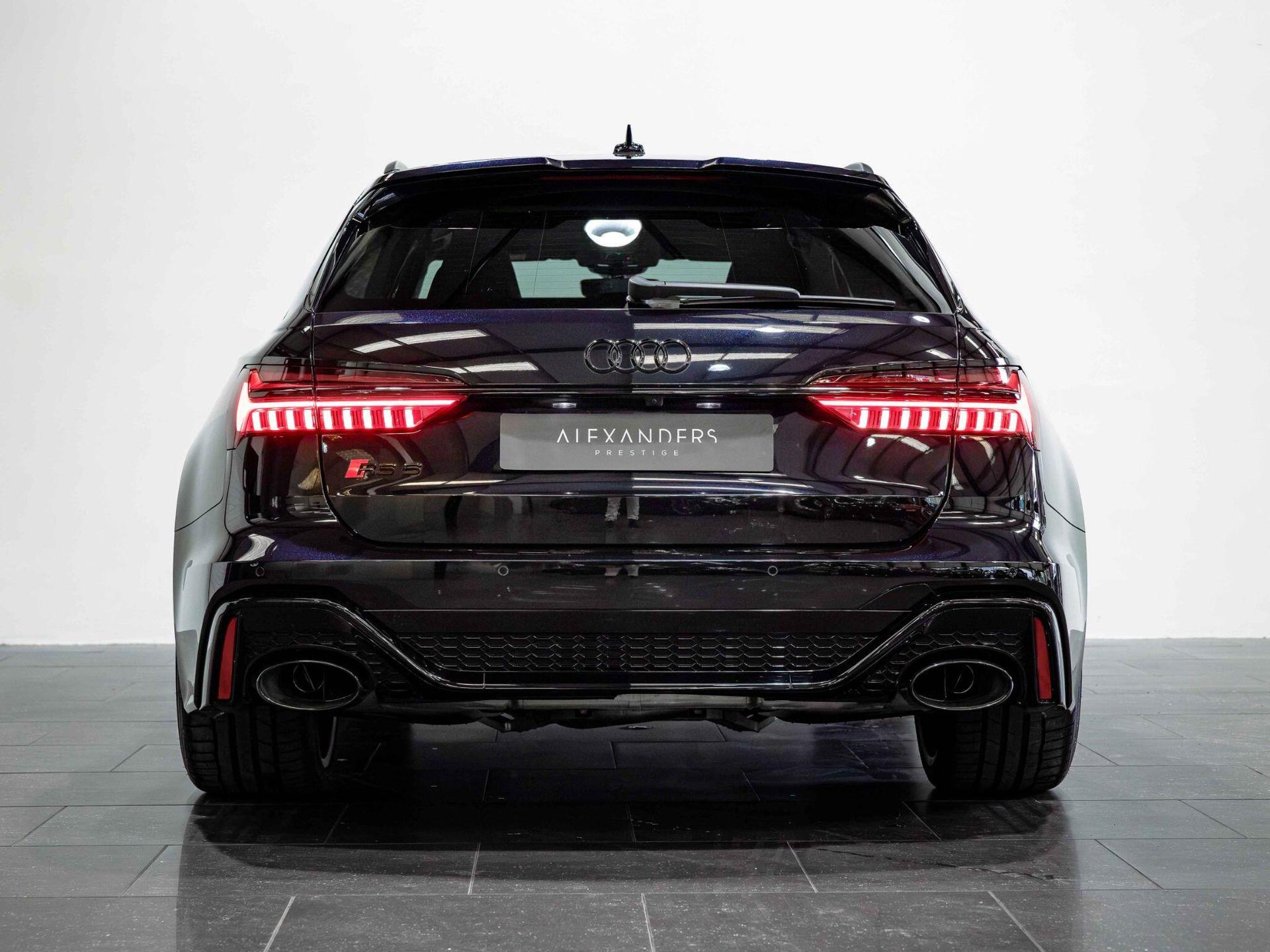 An exterior shot of the rear on a 2023 Audi RS6 Avant