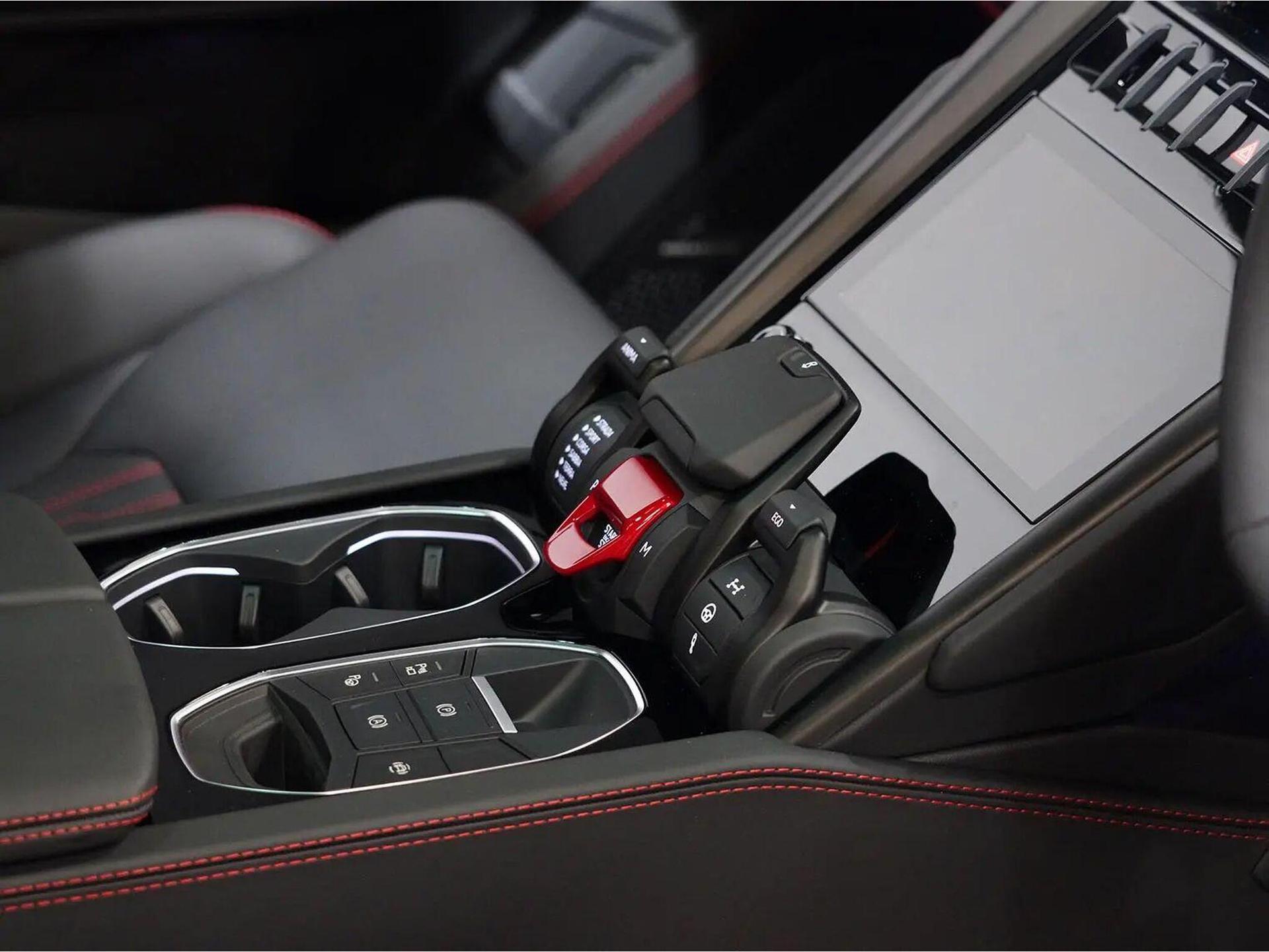 An interior shot of the interior front on a 2023 Lamborghini Urus