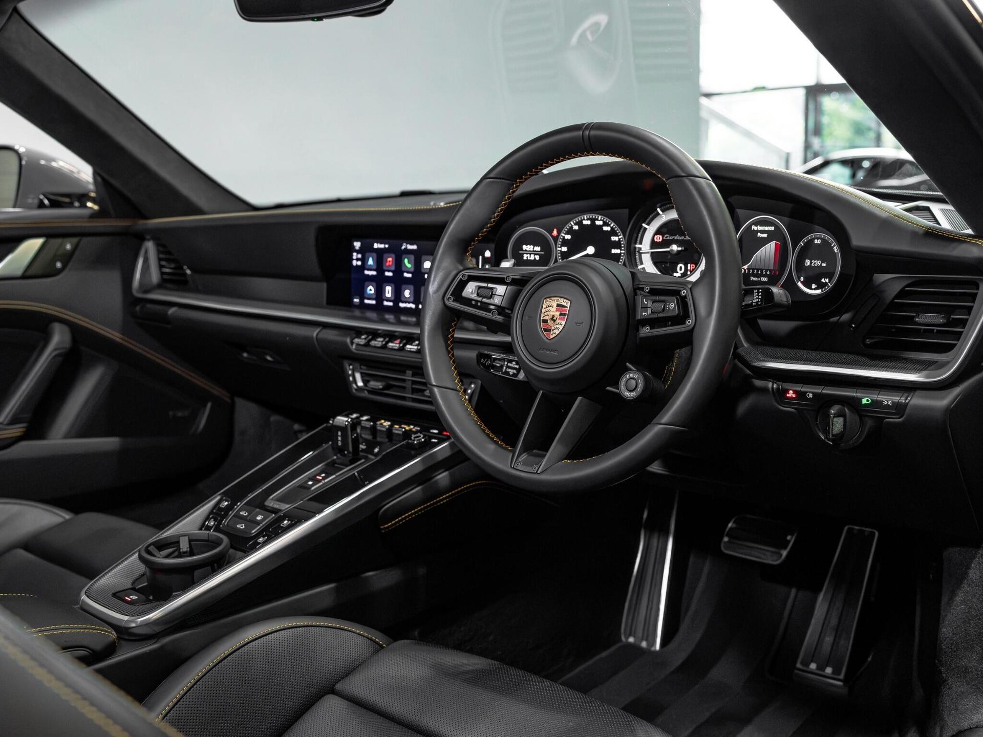 An interior shot of the interior front on a 2022 Porsche 911