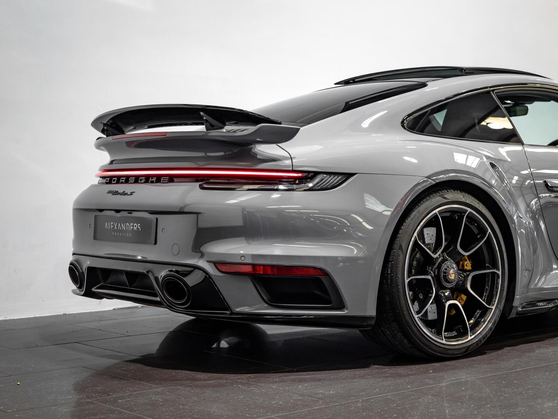 An exterior shot of the rear right on a 2022 Porsche 911