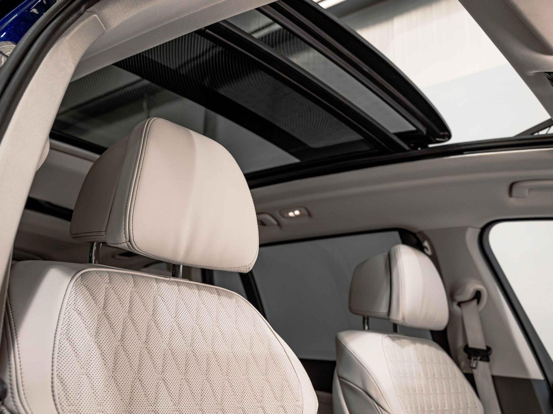 An interior shot of the driver seat on a 2024 BMW X7
