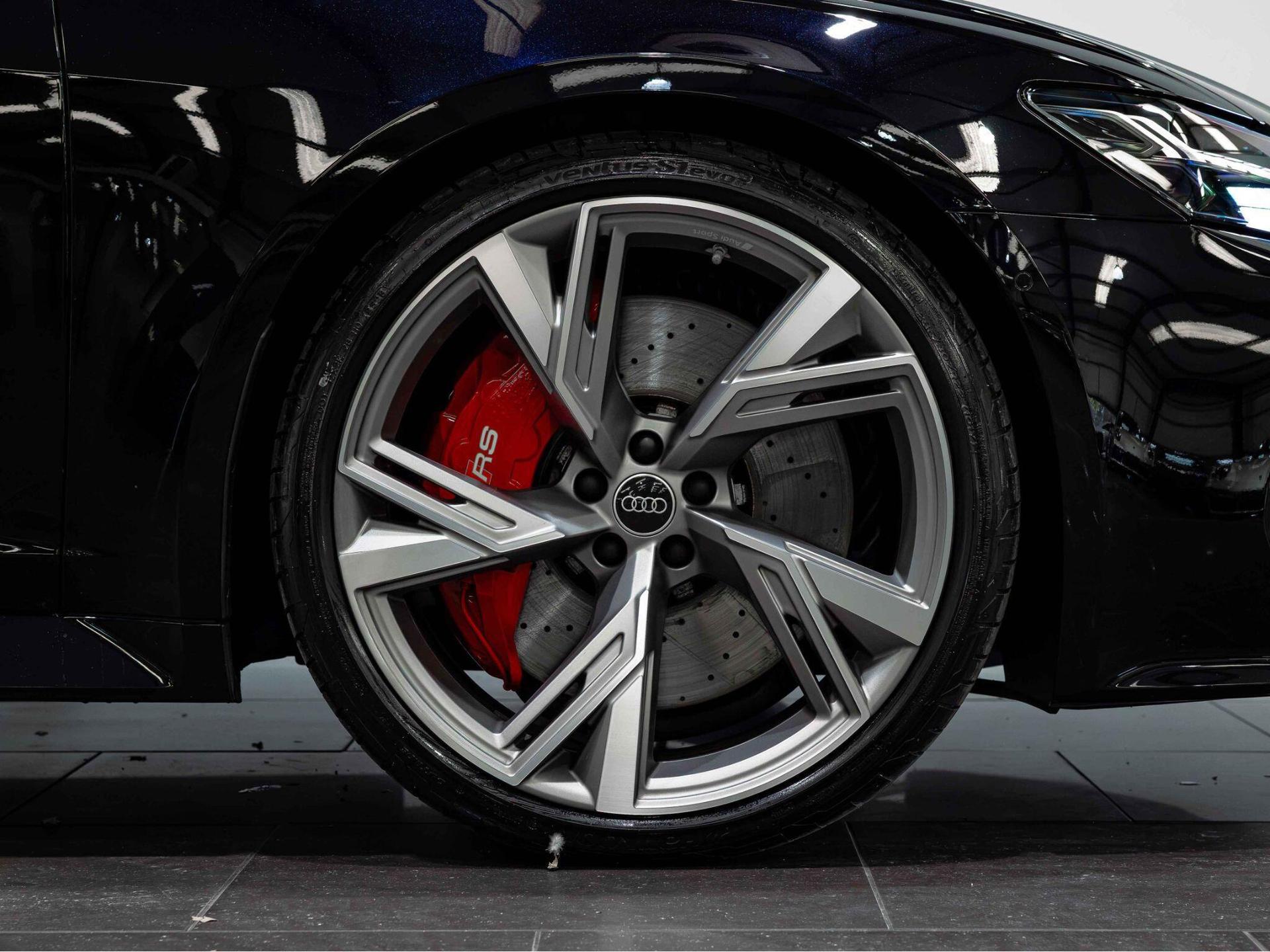 An exterior shot of the wheel on a 2023 Audi RS6 Avant