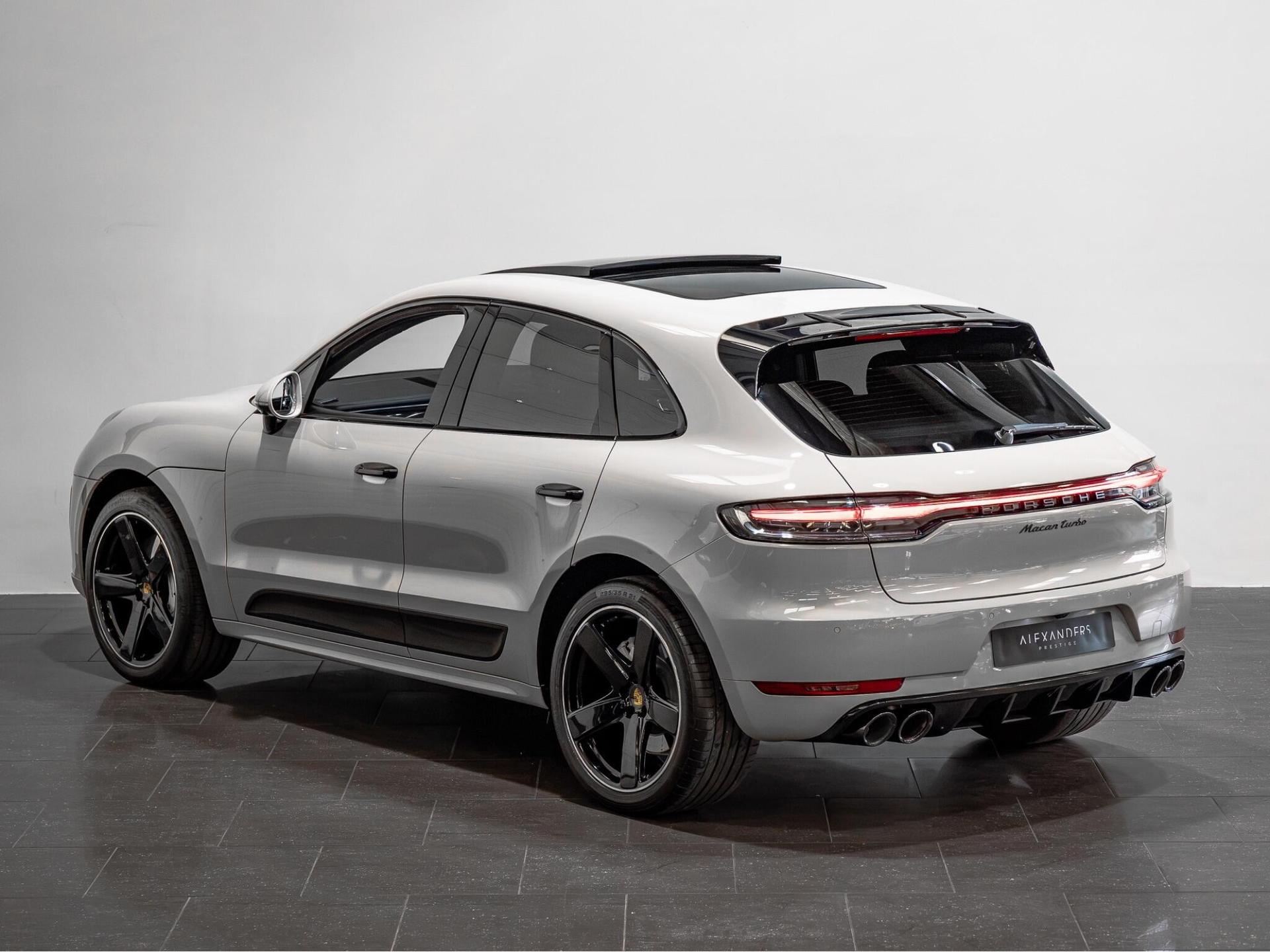 An exterior shot of the rear left on a 2020 Porsche Macan