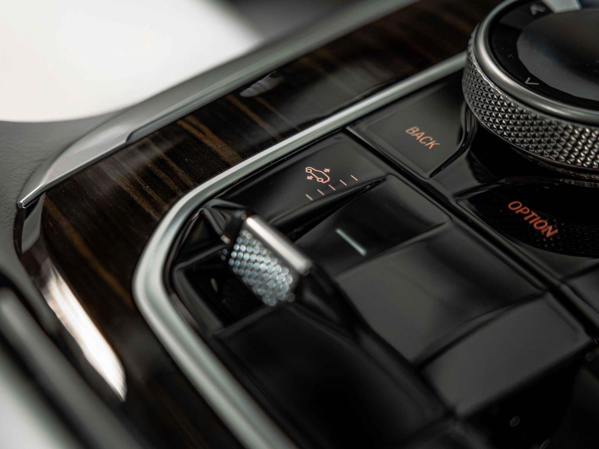 An interior shot of the misc controls on a 2024 BMW X7