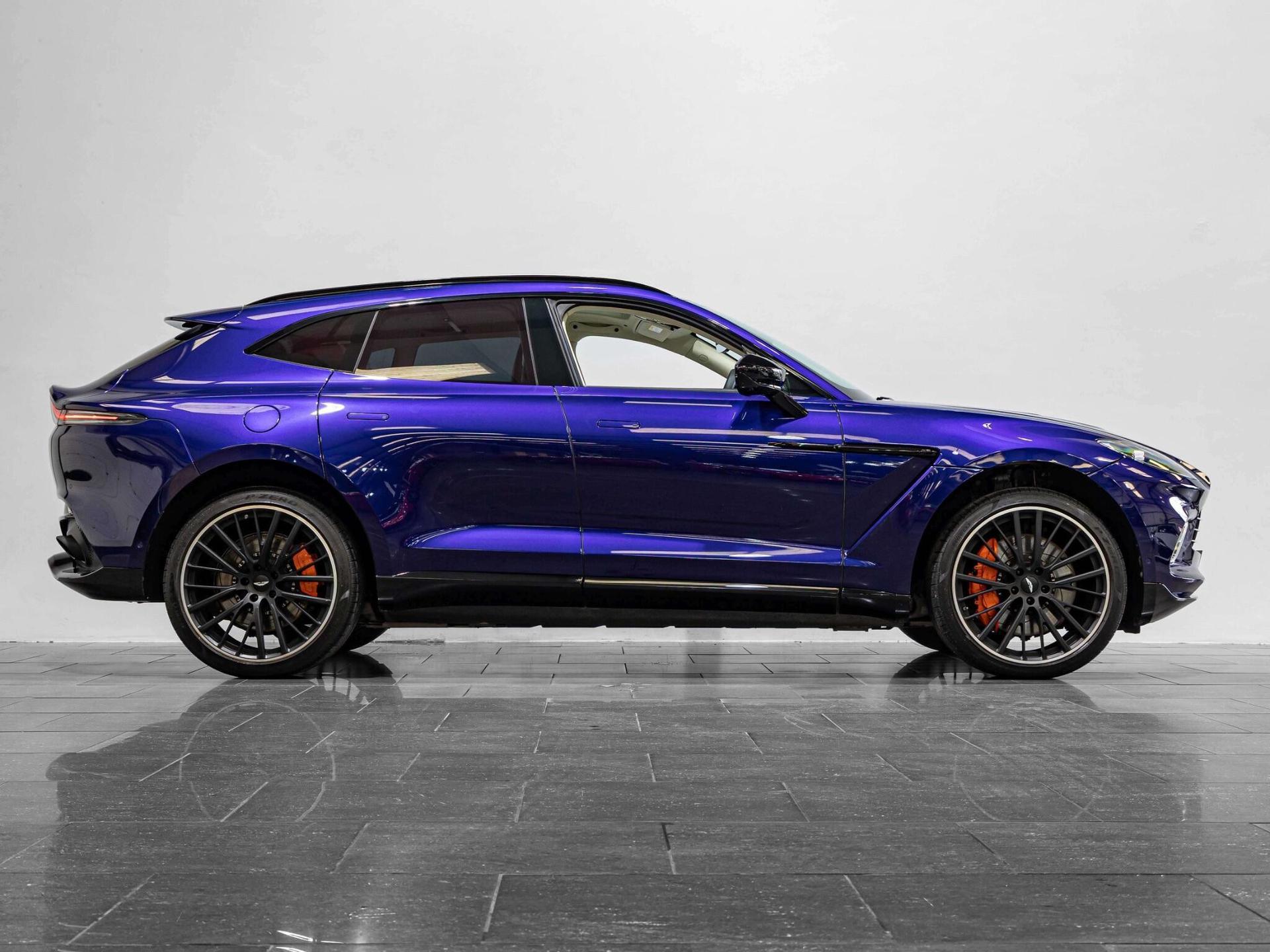 An exterior shot of the side right on a 2023 Aston Martin DBX
