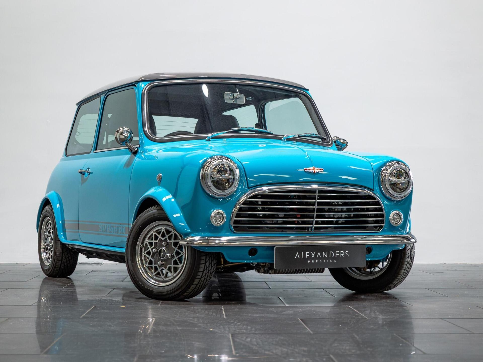 An exterior shot of the front right on a 1997 Rover Mini