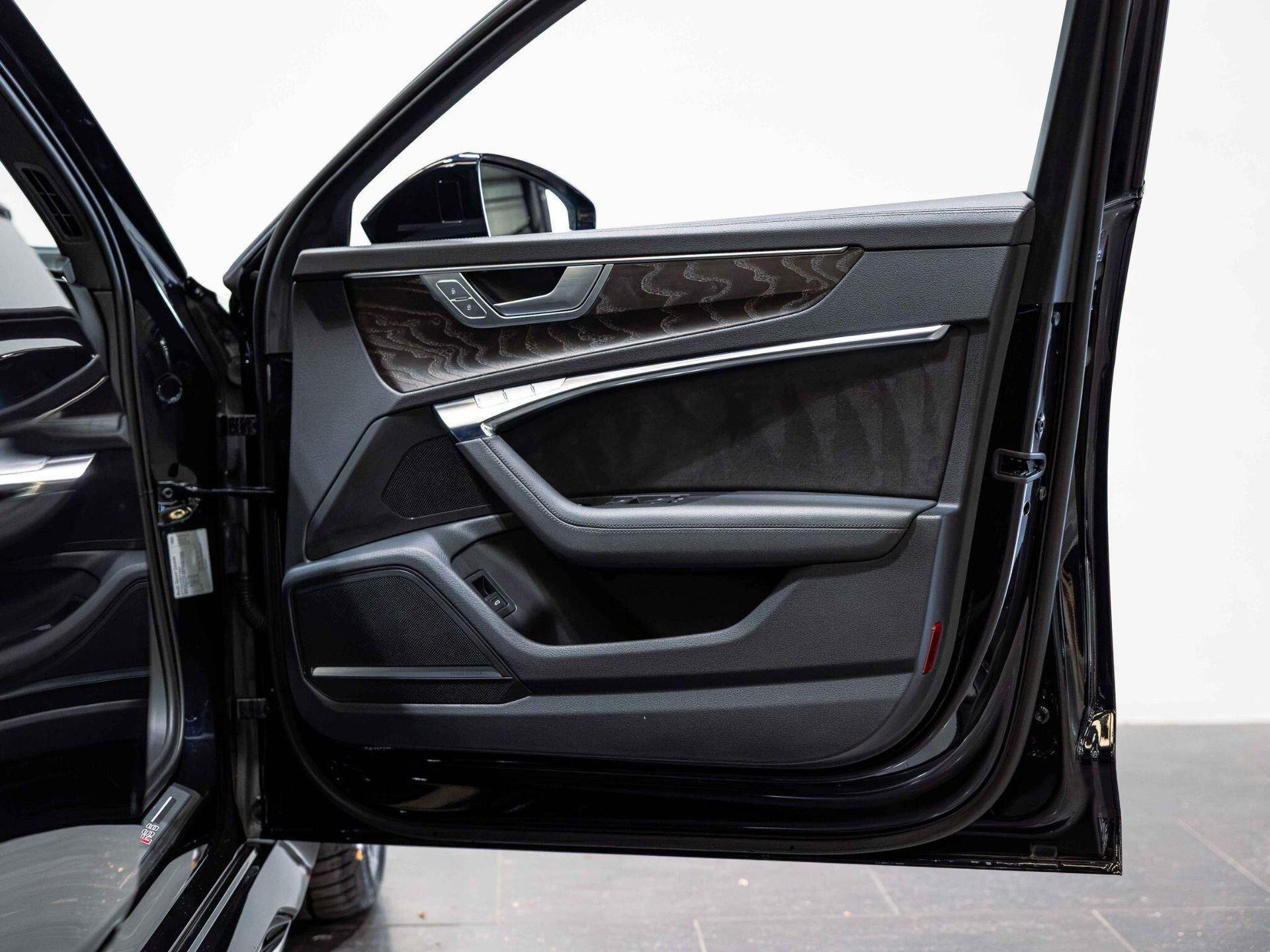 An interior shot of the door interior on a 2023 Audi RS6 Avant
