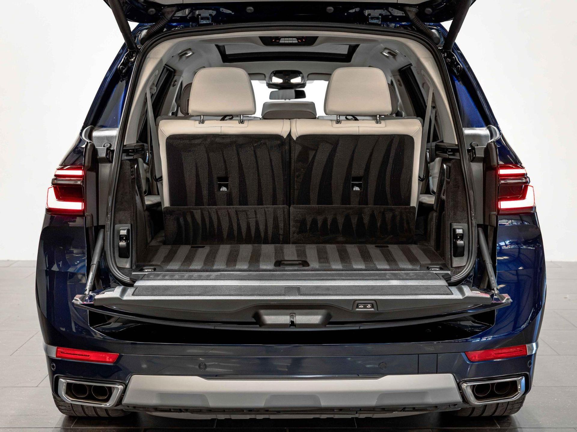 An interior shot of the boot on a 2024 BMW X7