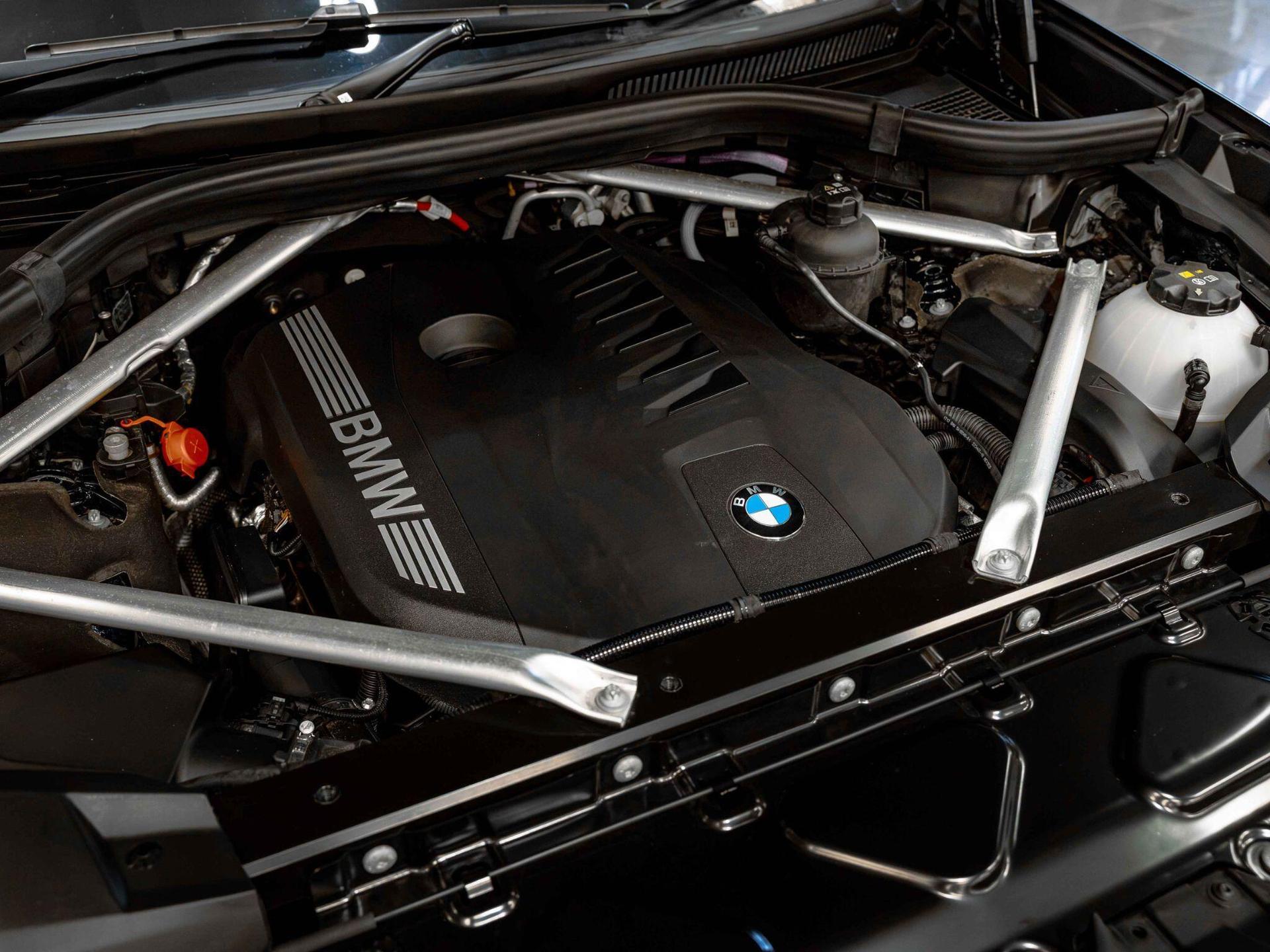 An exterior shot of the engine on a 2024 BMW X7