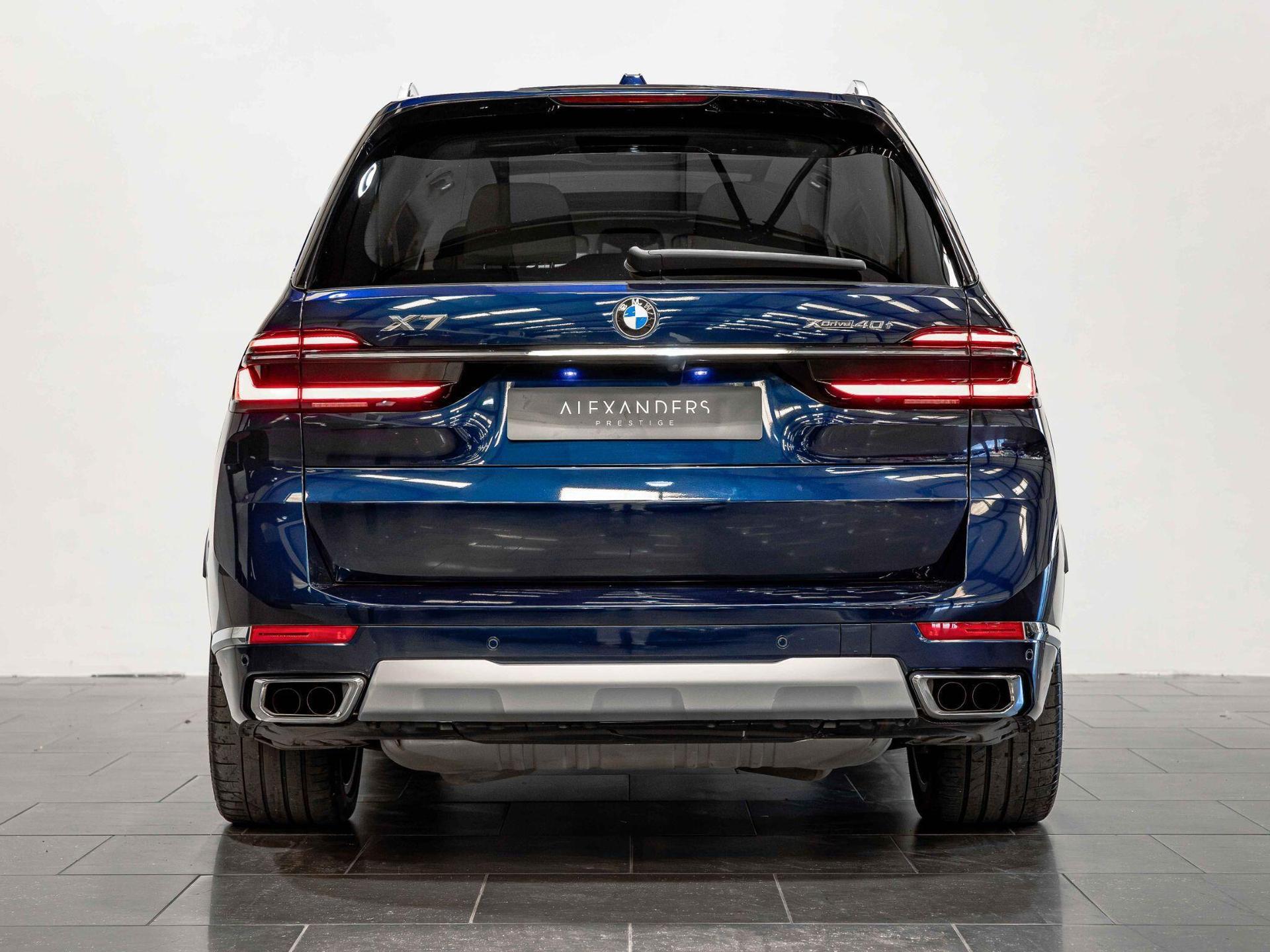 An exterior shot of the rear on a 2024 BMW X7