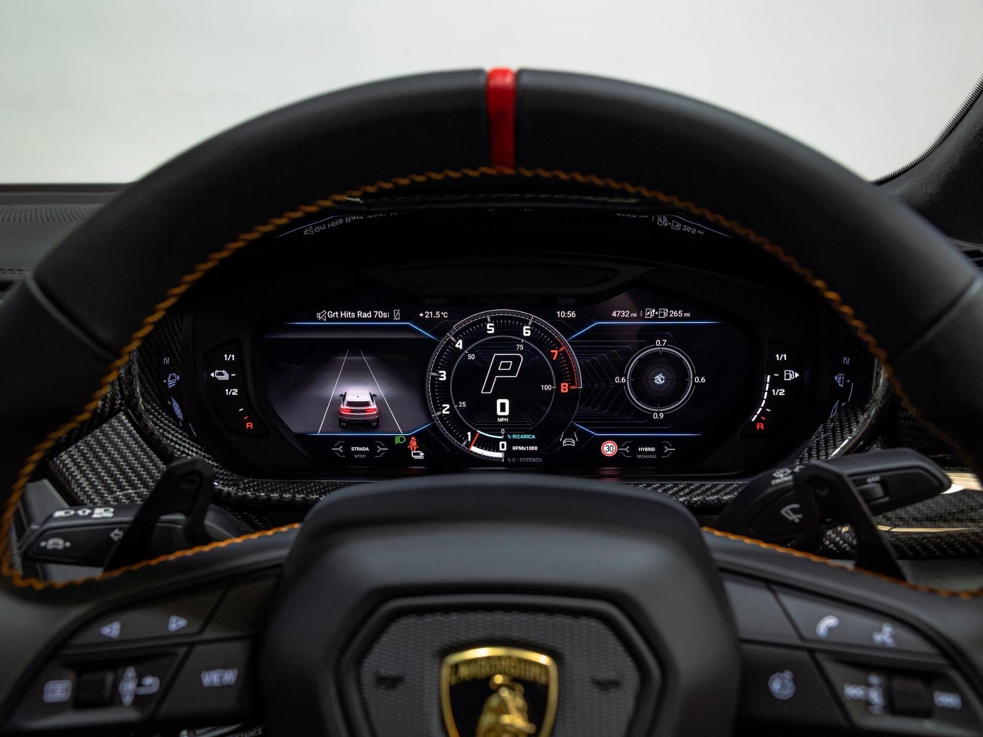 An interior shot of the driver instruments on a 2025 Lamborghini Urus
