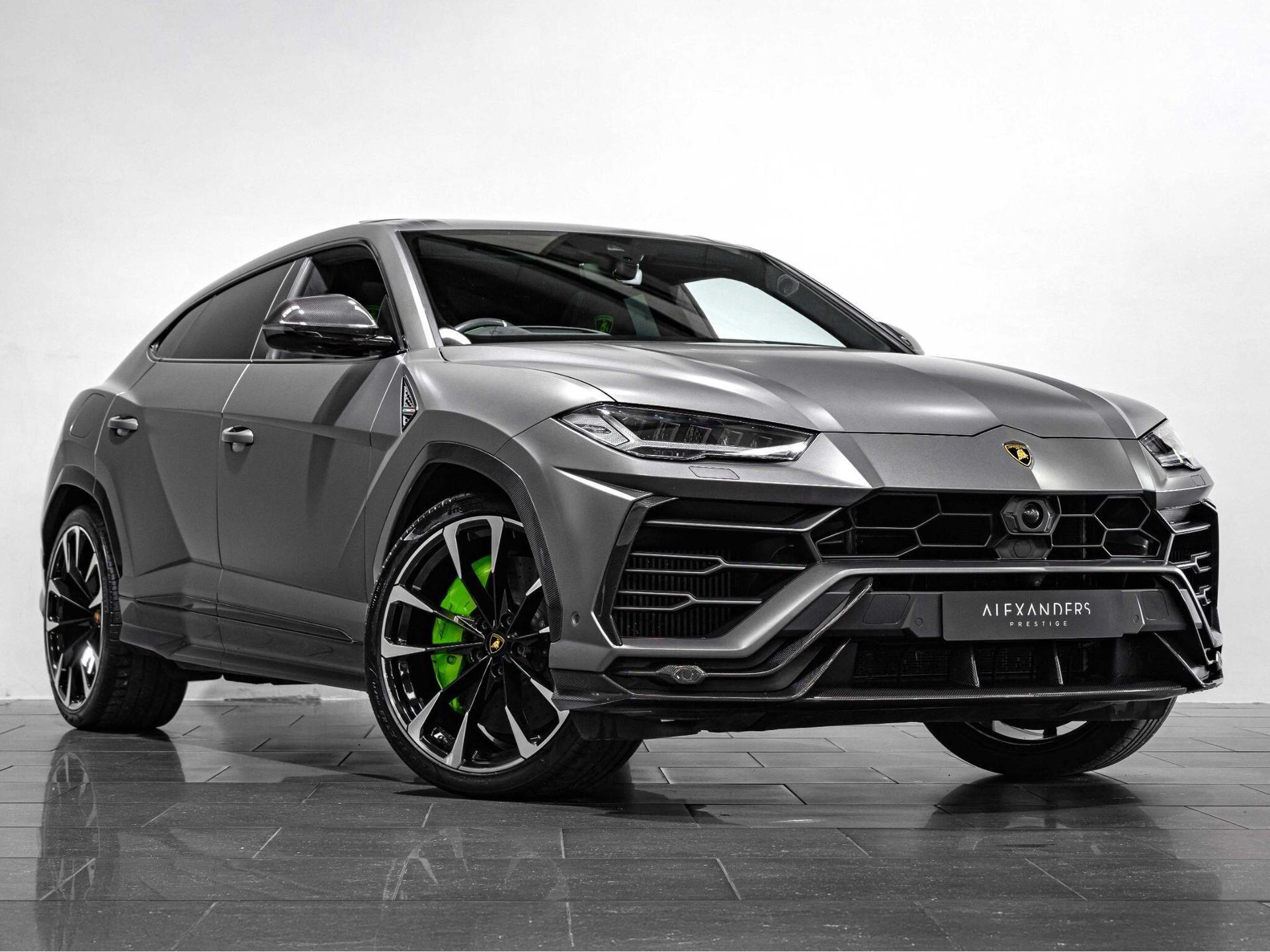 An exterior shot of the front right on a 2022 Lamborghini Urus