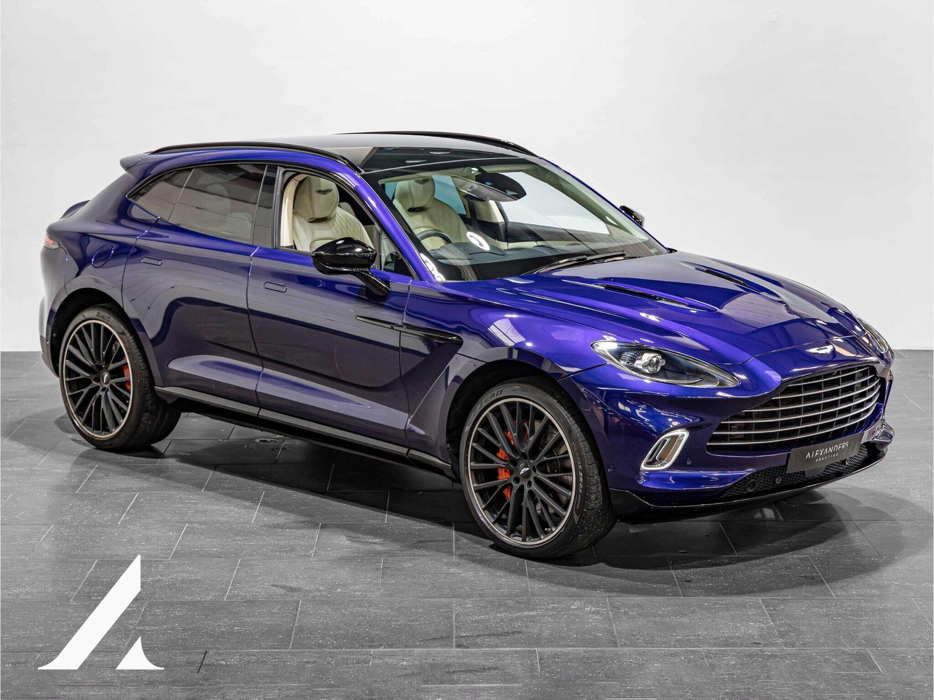 2023 (72) | Aston Martin DBX