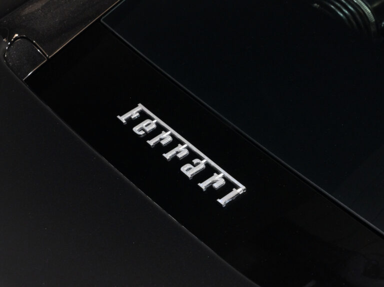 2017 (17) FERRARI 488 GTB 3.9T V8 AUTO - Image 0