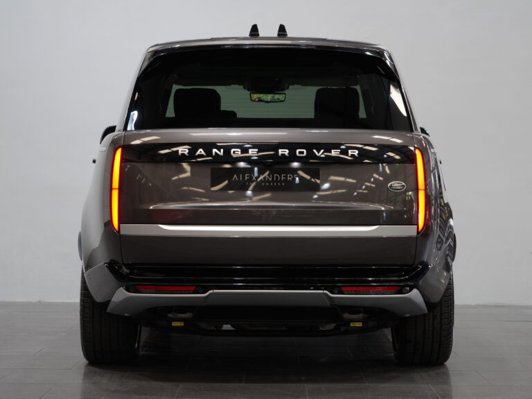 2022 (22) Range Rover First Edition P530 4.4 V8 Auto - Image 10