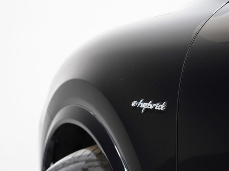 2020 (69) Porsche Cayenne Turbo S E-Hybrid 4.0 V8 Tiptronic S - Image 15