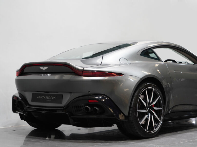 2019 (19) Aston Martin Vantage V8 Coupe 4.0 Auto - Image 21