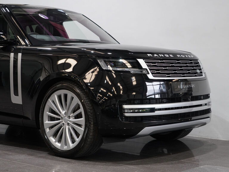 2023 (23) Range Rover First Edition P530 - Image 15