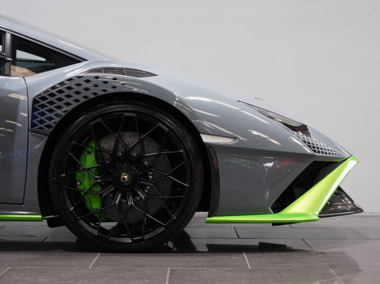 2022 (22) | Lamborghini Huracan STO - Image 16
