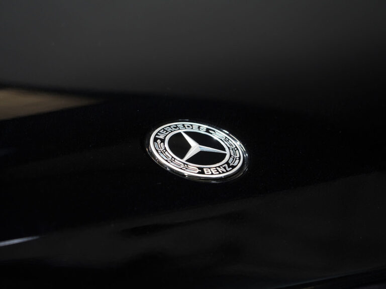 2022 (72) Mercedes Benz G400d Edition 4-Matic - Image 1