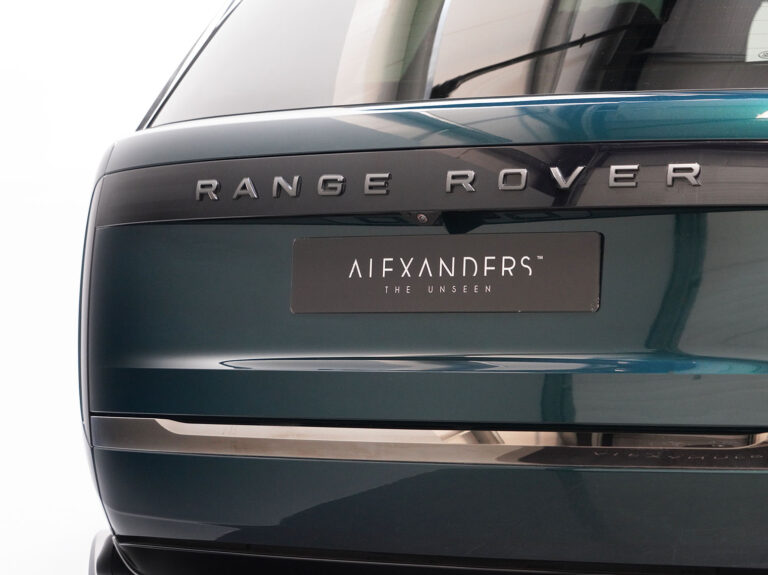 2022 (72) Range Rover SV P530 - Image 2