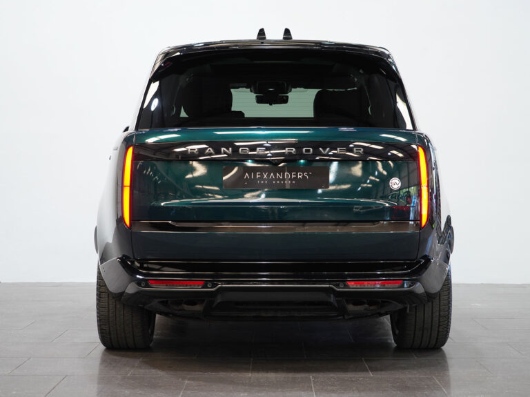 2022 (72) Range Rover SV P530 - Image 10