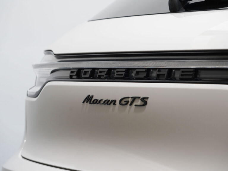 2022 (71) Porsche Macan GTS 2.9T V6 PDK - Image 2