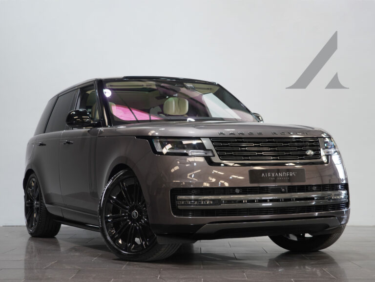 2022 (22) | Range Rover First Edition P530 - Image 4
