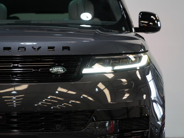 2023 (73) | Range Rover Sport Autobiography P440e - Image 9