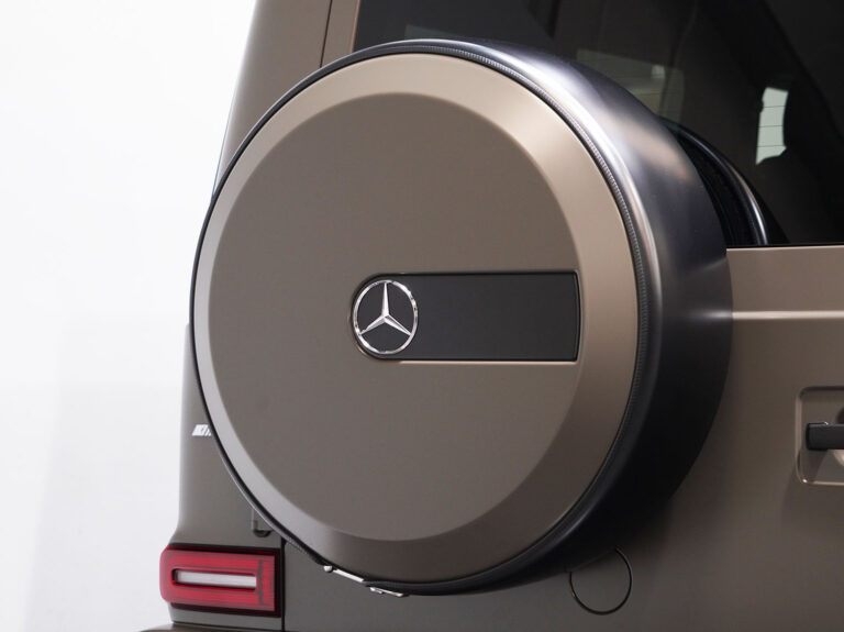 2023 (23) | Mercedes-Benz G63 AMG Carbon Edition - Image 21