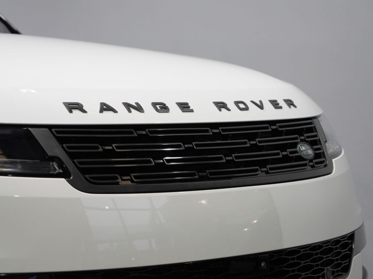 2023 (73) | Range Rover Sport Autobiography P440e (VAT Q) - Image 16